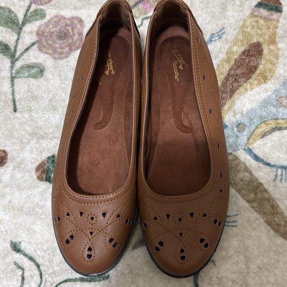 NWOT easy street comfort wave size 8 WIDE brown lightweight flats - Picture 2 of 7